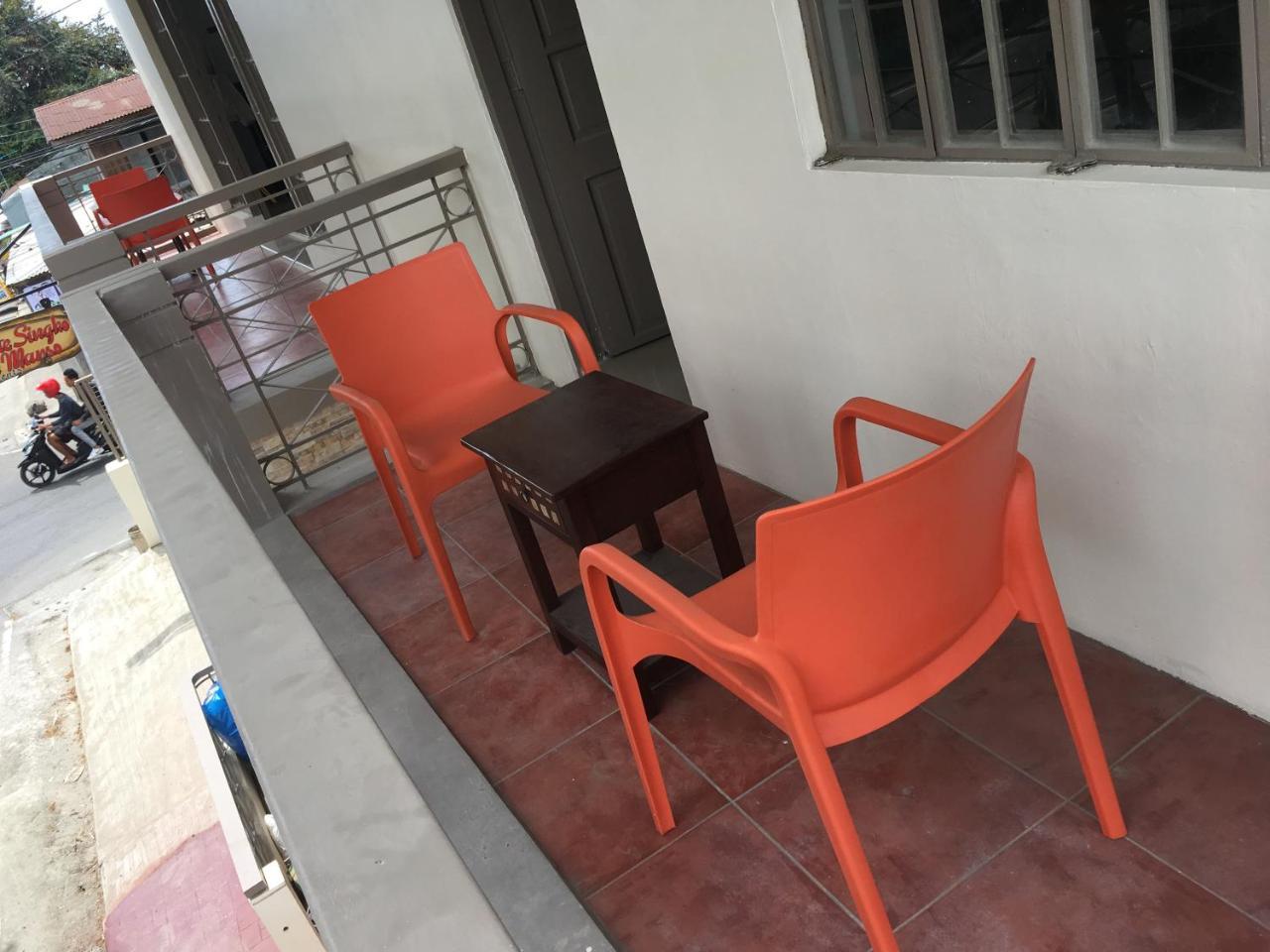 Beinte Singko De Marso Apartments Candon Exterior photo